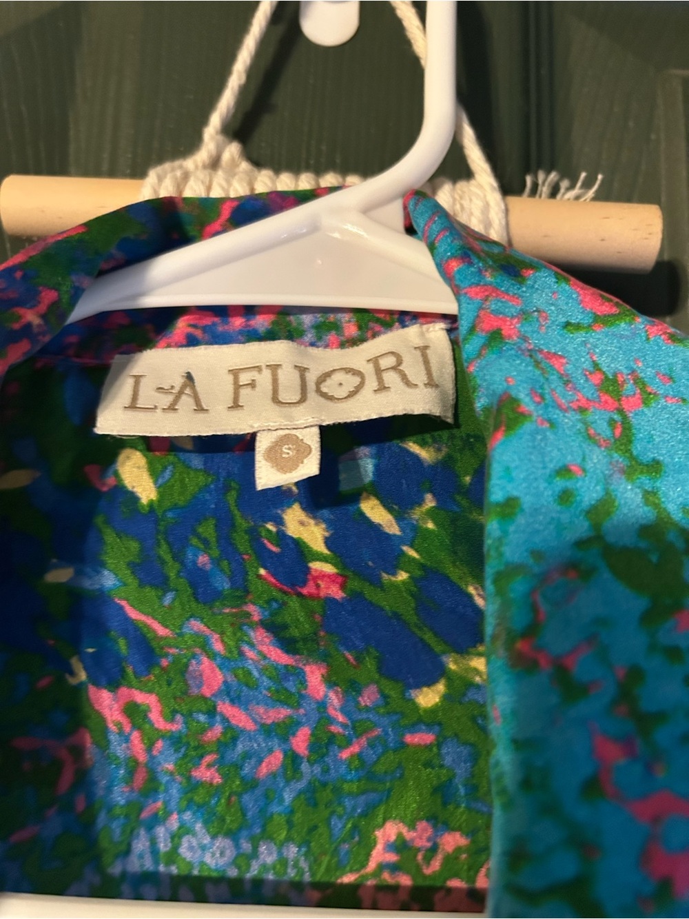 LA FIORA Multicolor Floral-Print V-Neck Blouse in Blue & Pink - Picture 5 of 5